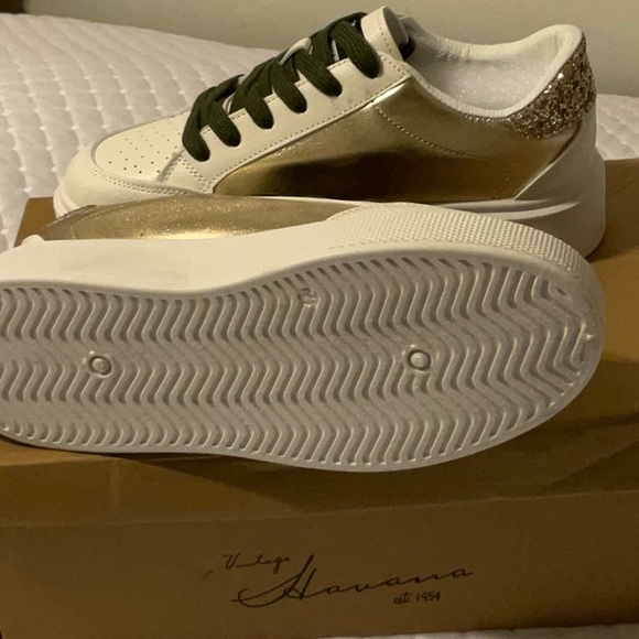 VINTAGE HAVANA Lexa Olive Star Fashion Sneaker - Picture 4 of 7